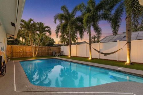 8101 Rose Marie Cir, Boynton Beach, FL, 33472-1024 | Card Image