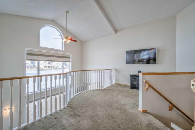 128 Coral Shores Cape Ne, Home with 7 bedrooms, 1 bathrooms and 2 parking in Calgary AB | Image 8