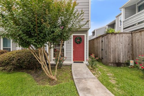 8-5807 Beverlyhill St, Houston, TX, 77057-6713 | Card Image