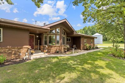 N5618 Old Highway 16, House other with 3 bedrooms, 3 bathrooms and null parking in Wyocena WI | Image 2