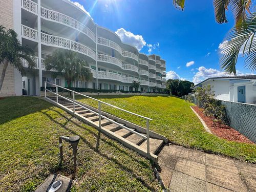 414-2381 Sunset Ave, Lake Worth Beach, FL, 33461-6807 | Card Image