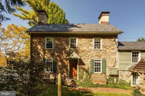 2943 Windy Bush Rd, NEWTOWN, PA, 18940-3119 | Card Image
