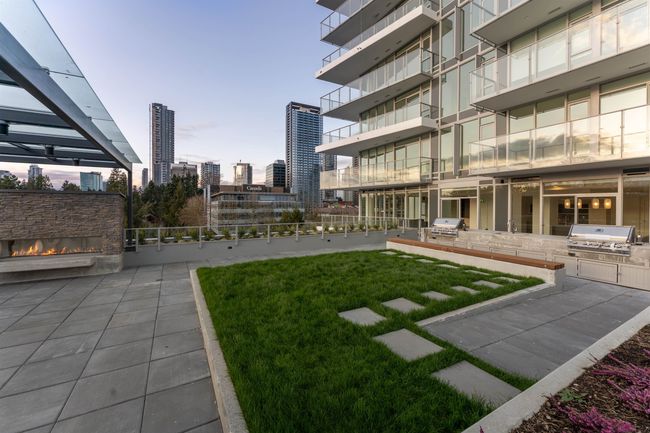 610 - 9675 King George Blvd, Condo with 1 bedrooms, 1 bathrooms and 1 parking in Surrey BC | Image 32