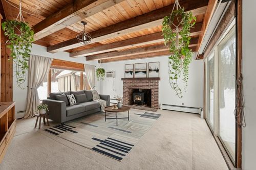 8 Avery Rd, Campton, NH, 03223-5401 | Card Image