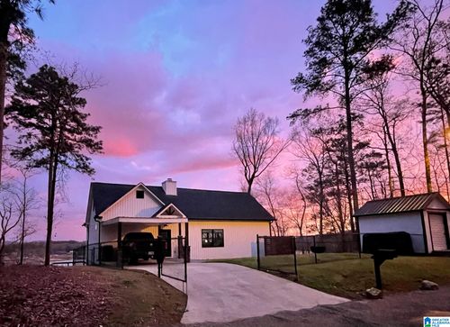 395 Lakeland Hills Dr, TALLADEGA, AL, 35160-7388 | Card Image