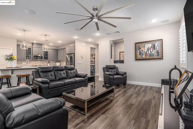 1734 Bonnard Way, House other with 5 bedrooms, 4 bathrooms and 3 parking in Lodi CA | Image 8