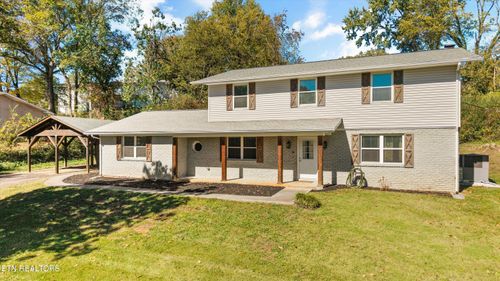 5413 Smoky Trl, Knoxville, TN, 37909-1826 | Card Image