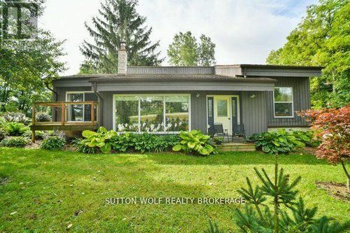 1471 Longwoods Rd, Newbury, ON, N0L2N0 | Card Image
