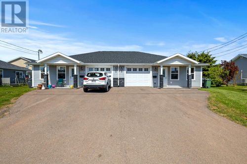 305 Jennifer St, Summerside, PE, C1N6B6 | Card Image