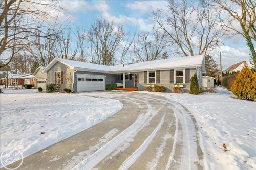 1155 N 6th St, Saint Clair, MI, 48079-4216 | Card Image