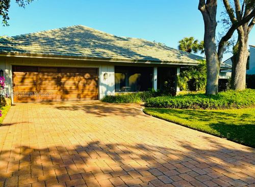 1 Balfour Rd E, Palm Beach Gardens, FL, 33418-7022 | Card Image