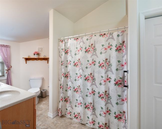 682 E River Rd, House other with 6 bedrooms, 4 bathrooms and null parking in Pray MT | Image 28