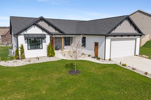 323 Katie Dr, Grand Rapids, MI, 49534-6011 | Card Image