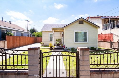 237 S 5th St, Montebello, CA, 90640-5207 | Card Image