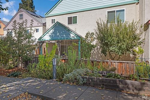 8148 Bodega Avenue, Sebastopol, CA, 95472 | Card Image