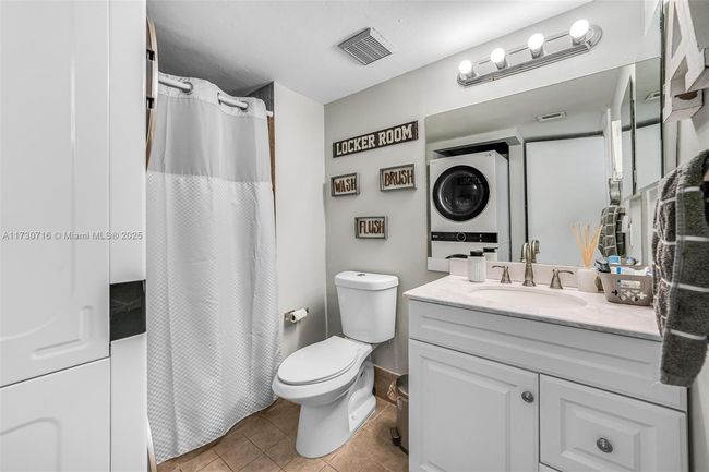 APT-103 - 16431 Blatt Blvd, Condo with 2 bedrooms, 2 bathrooms and null parking in Weston FL | Image 17