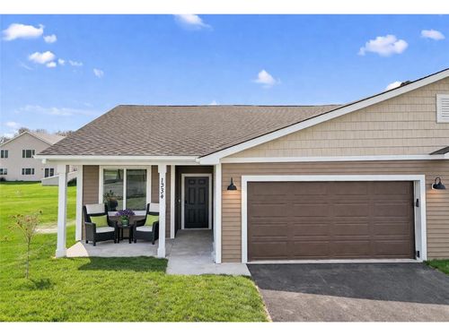 1334 Rose St, New Richmond, WI, 54017-5504 | Card Image