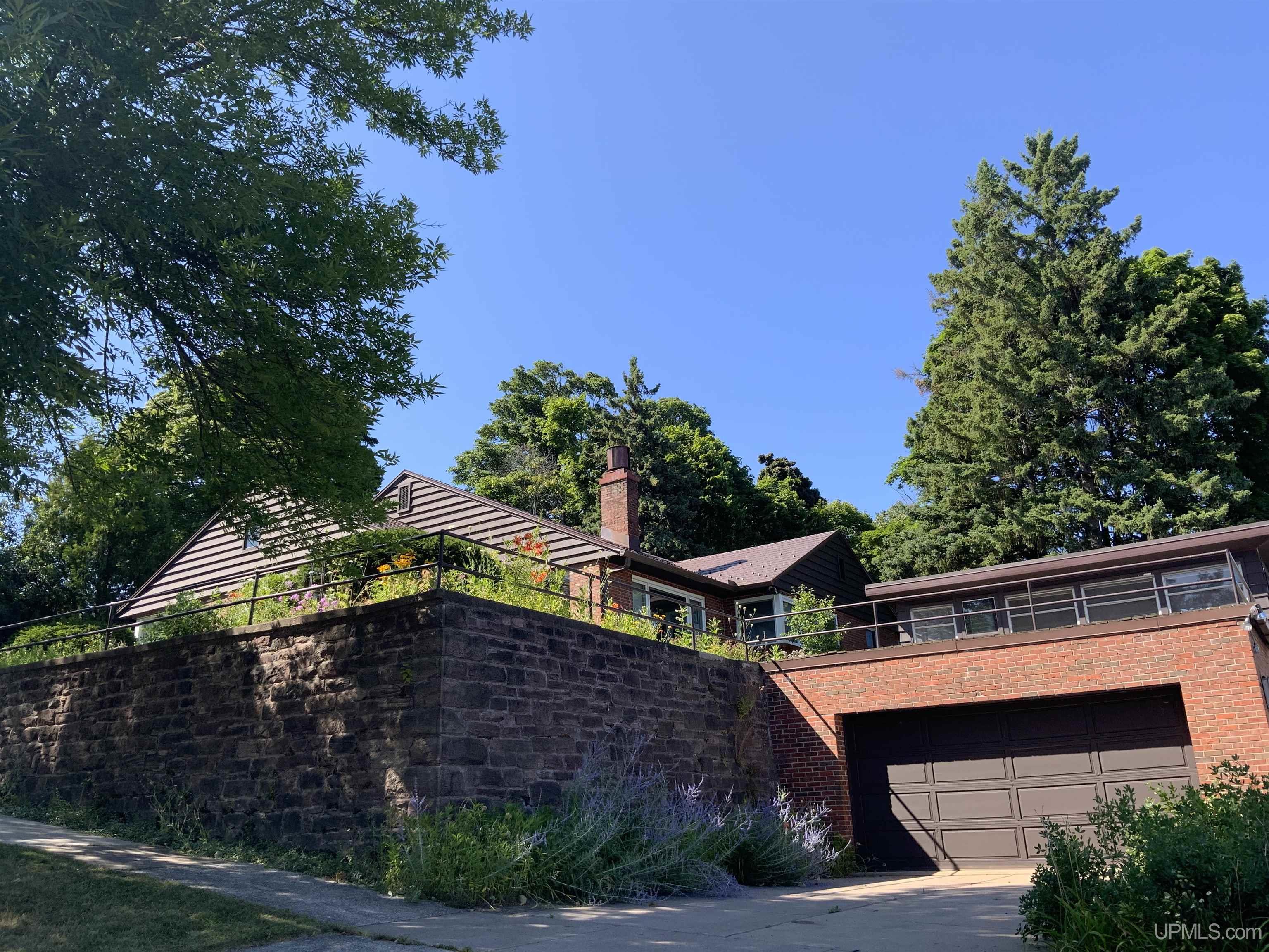 Ridge St, Marquette, MI 49855