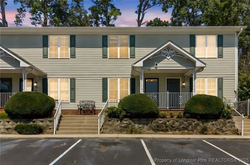 425 Cityview Ln, Fayetteville, NC, 28301-5479 | Card Image