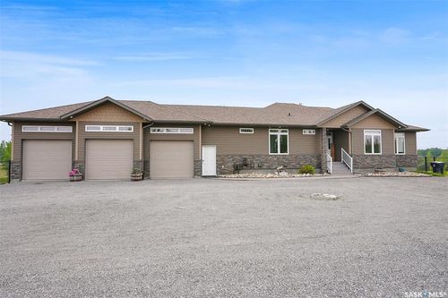 410 Hanley Cres, Pilot Butte, SK, S0G3Z0 | Card Image