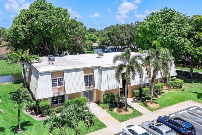 APT-4 - 3660 Citrus Trce, Condo with 2 bedrooms, 2 bathrooms and null parking in Davie FL | Image 18