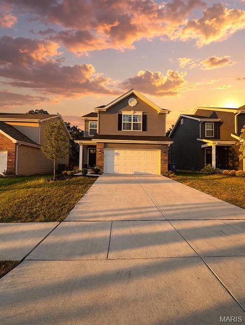 157 Day Lily Ln, Wentzville, MO, 63385 | Card Image