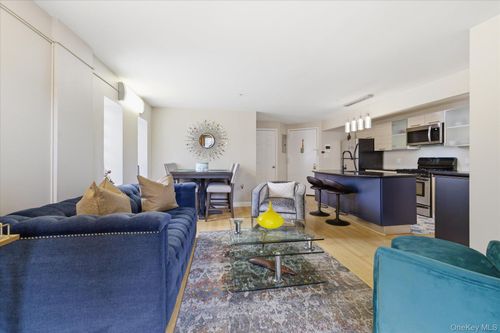 apt-6f-8375 117th St, Richmond Hill, NY, 11418-1428 | Card Image
