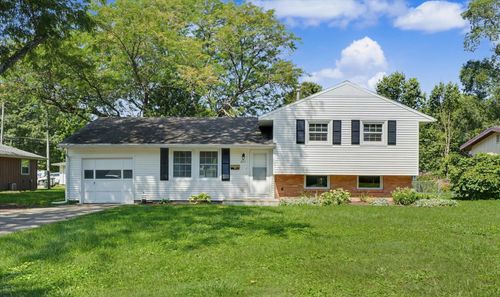 1817 Larch Place, Urbana, IL, 61801 | Card Image