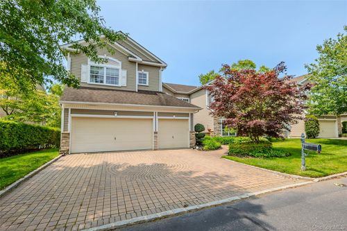 67 Hamlet Dr, Mount Sinai, NY, 11766-3001 | Card Image