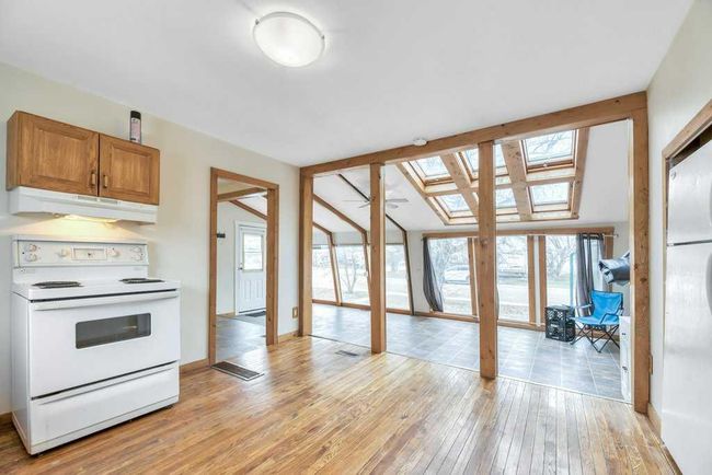 96 2 Avenue W, House other with 3 bedrooms, 2 bathrooms and 2 parking in Tilley AB | Image 8