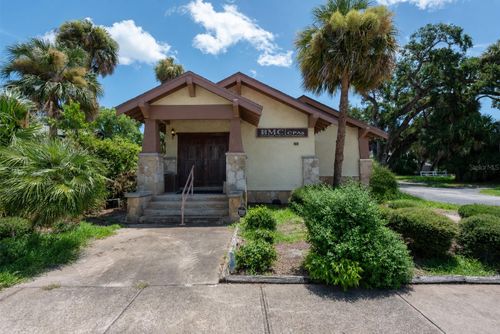 205 Magnolia St, New Smyrna Beach, FL, 32168-7125 | Card Image