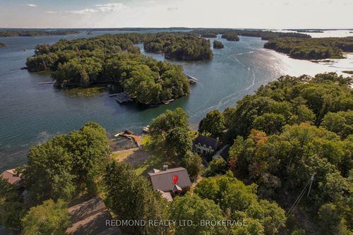 403 Thousand Islands Pky, Lansdowne, ON, K0E1L0 | Card Image