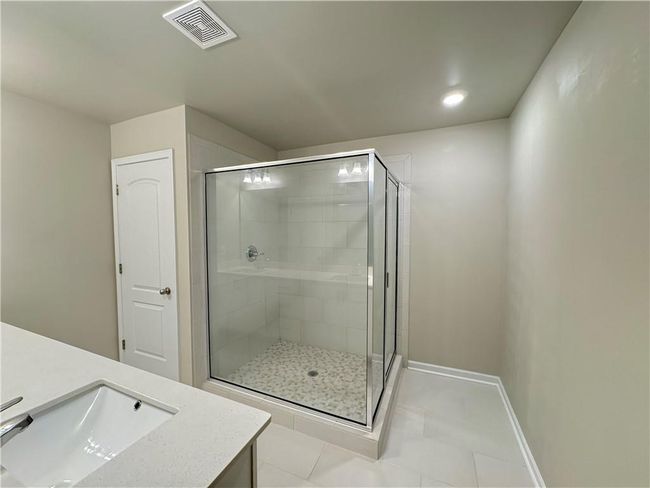 5576 Rockfern Dr, Townhouse with 3 bedrooms, 3 bathrooms and 4 parking in Lilburn GA | Image 15
