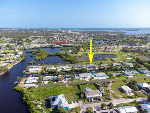 1030 Haste Ln, ENGLEWOOD, FL, 34223-4449 | Card Image