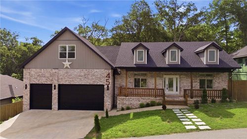 45 Westmorland Dr, Bella Vista, AR, 72714-1823 | Card Image