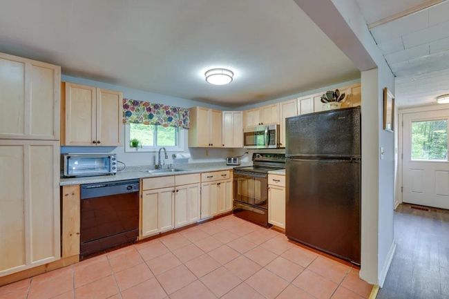 4324 Vt Route 11, House other with 4 bedrooms, 3 bathrooms and null parking in Peru VT | Image 22