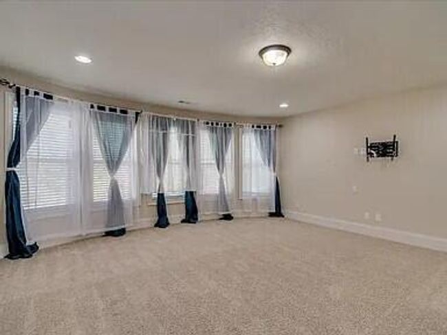 bay windows crenshaw | Image 8