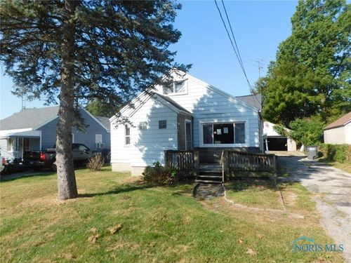 5623 Mantey Ln, Toledo, OH, 43623-1810 | Card Image