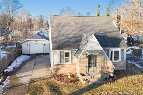 625 W Clinton St, Hastings, MI, 49058-2015 | Card Image