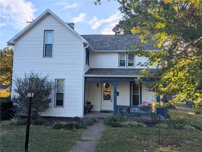 Front facade featuring covered porch | Image 2