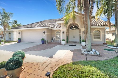 3579 Kent Dr, NAPLES, FL, 34112-3737 | Card Image