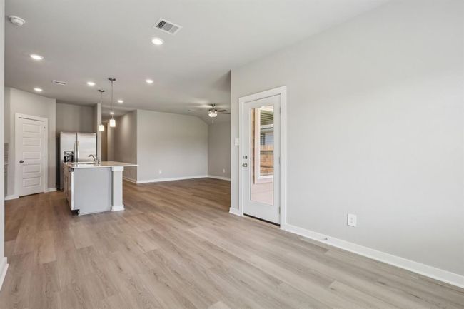 22414 Aster Way Ln, House other with 3 bedrooms, 2 bathrooms and 2 parking in New Caney TX | Image 7