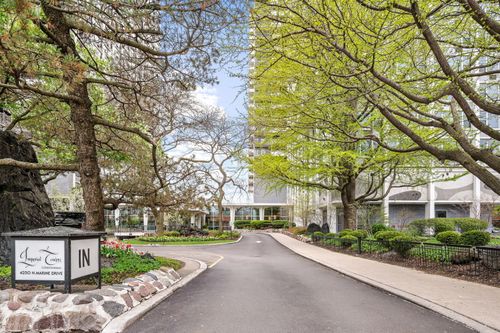 2607-4250 N Marine Dr, Chicago, IL, 60613-1736 | Card Image