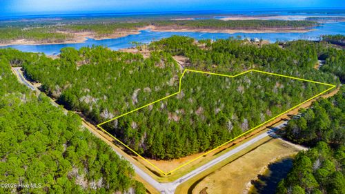 15 Paradox Point Dr, Aurora, NC, 27806 | Card Image