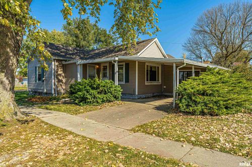 110 N 4th Street, Hartsburg, IL, 62643 | Card Image