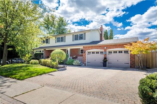 1580 Woodeden Dr, Mississauga, ON, L5H3S5 | Card Image