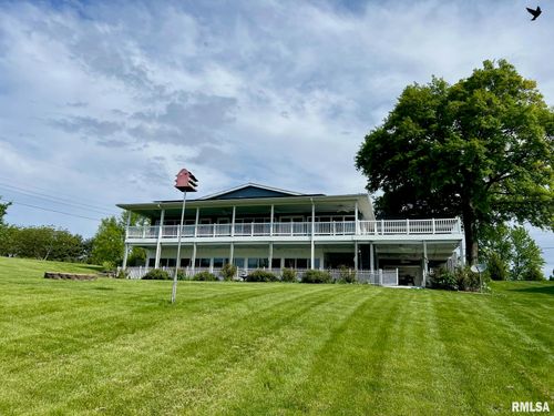 121 N Shore Dr, Petersburg, IL, 62675-9773 | Card Image