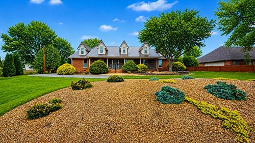 15 Chesapeake Dr, MC KENZIE, TN, 38201-8671 | Card Image