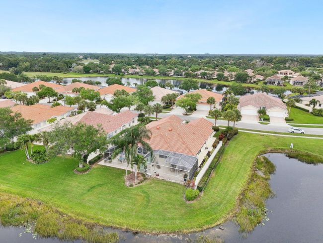 8136 Se Peppercorn Ct, House other with 3 bedrooms, 2 bathrooms and null parking in Hobe Sound FL | Image 35