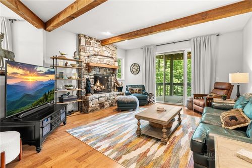107-107 Grouse Moor Dr, Linville, NC, 28646-8111 | Card Image